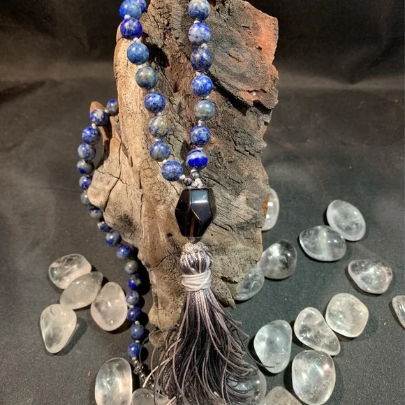 Handmade Silk Thread Knotted Lapis Lazuli Mala 108 / Yoga Meditation Necklace - Picture 2 of 8